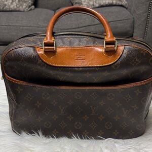 Authentic Louis Vuitton Dark Brown Monogram Briefcase